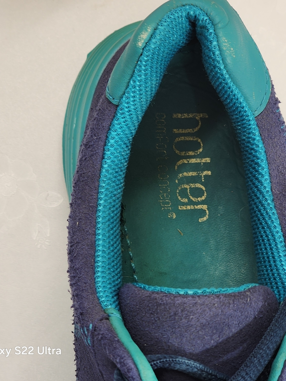Comfortable Women's Navy and Teal Casual Sneakers - Picture 3 of 7